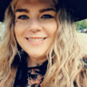 Meet your Posher, Alisha